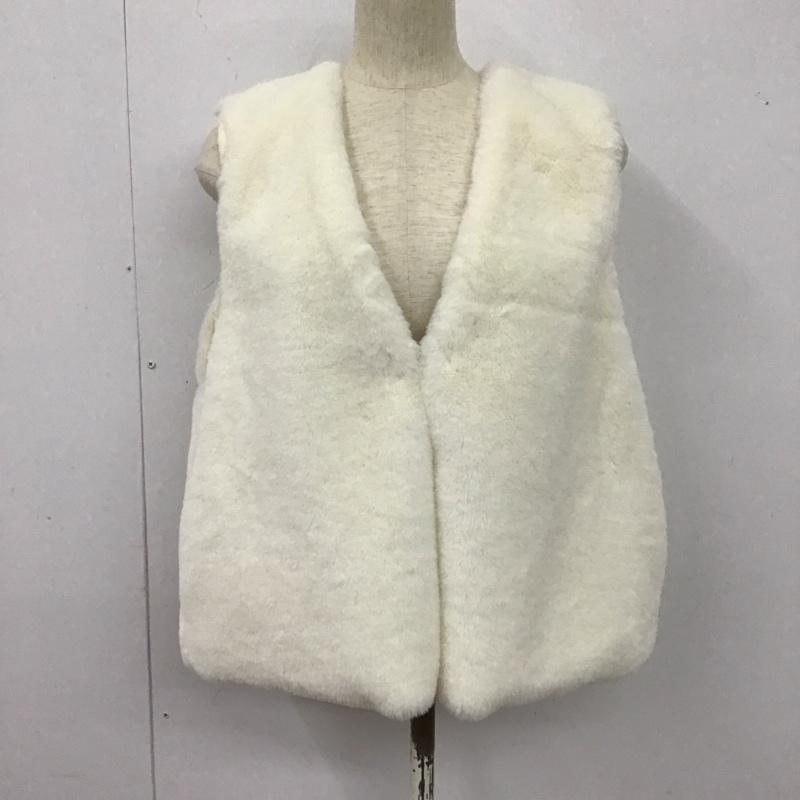 アズノゥアズ as know as ベスト ベスト ノースリーブ ベスト フェイクファー M 無地 白 / ホワイト / レディース USED 古着 中古 10126403