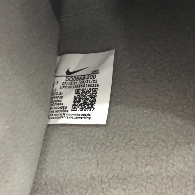 ナイキ NIKE サンダル サンダル DQ0668-200 BURROW SE 27cm 箱有 27.0cm ロゴ、文字 灰 / グレー / メンズ USED 古着 中古 10131684