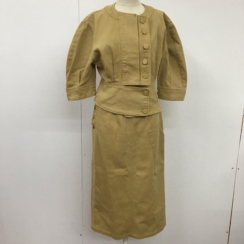 スライ SLY セットアップ セットアップ 030BS430-0920 STITCH WORK ROUNDISH JK ミディスカート ペンシルシルエット 1 無地 ベージュ / ベージュ / レディース USED 古着 中古 10112955