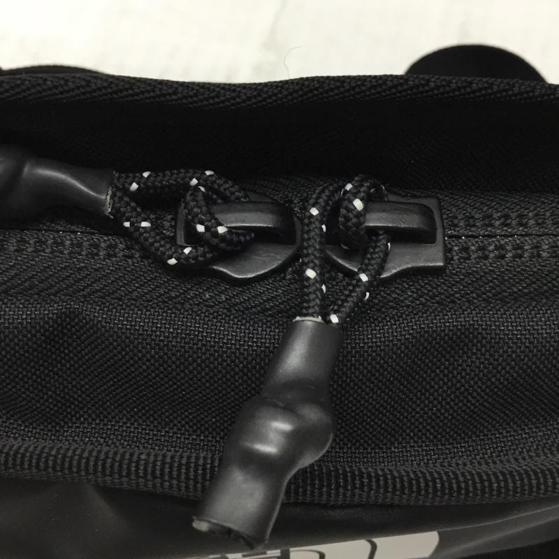 ザノースフェイス THE NORTH FACE ウエストバッグ ウエストバッグ NF0A3KZX EXPLORE HIP PACK ロゴ、文字 黒 / ブラック / メンズ USED 古着 中古 10110177
