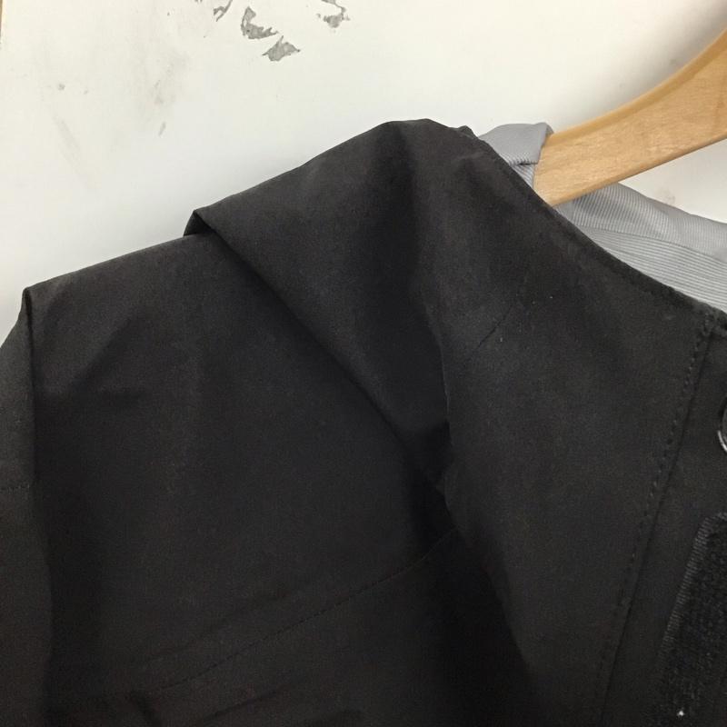 ザノースフェイス THE NORTH FACE ジャケット、上着 ジャケット、ブレザー np12401 フューチャーライトドリズルジャケット ジップアップパーカー アウター L ロゴ、文字 黒 / ブラック /  メンズ USED 古着 中古 10129888