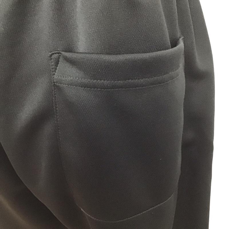 ラディアル RADIALL ボトムス ボトムス RAD-24SS-CUT002 トラックパンツ ジャージ ワイドパンツ カジュアルパンツ XL ロゴ、文字 黒 / ブラック / メンズ USED 古着 中古 10109797