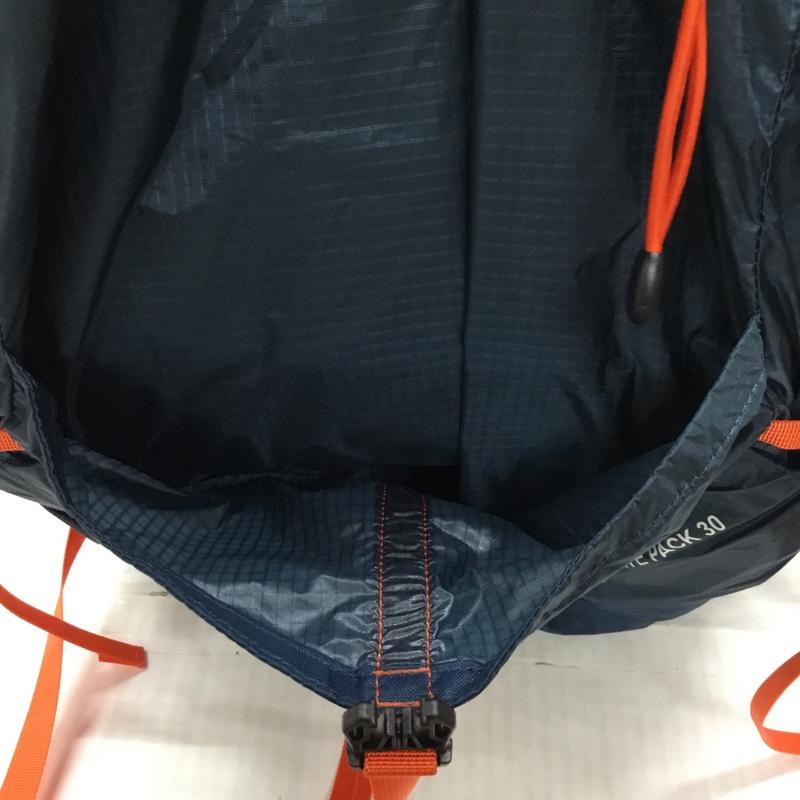 モンベル mont-bell リュックサック、デイパック リュックサック、デイバッグ 359910 バックパック 登山 アウトドア VERSALITE PACK30 ロゴ、文字 紺 / ネイビー / X 橙 / オレンジ / メンズ USED 古着 中古 10120912