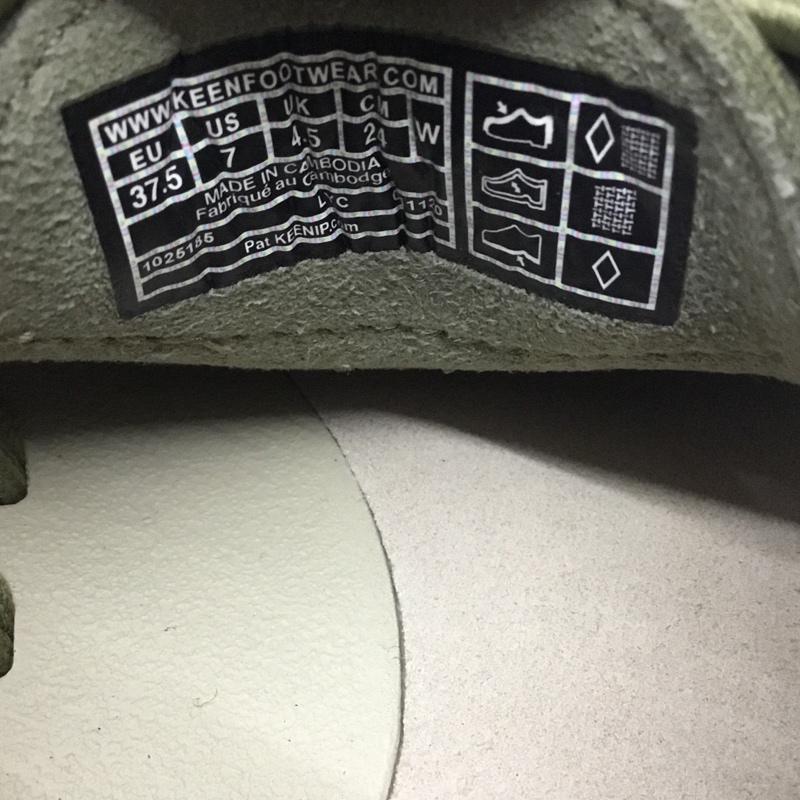 キーン KEEN サンダル サンダル 1025185 UNEEK スポーツサンダル 24cm 24.0cm ロゴ、文字 カーキ / カーキ / レディース USED 古着 中古 10106878