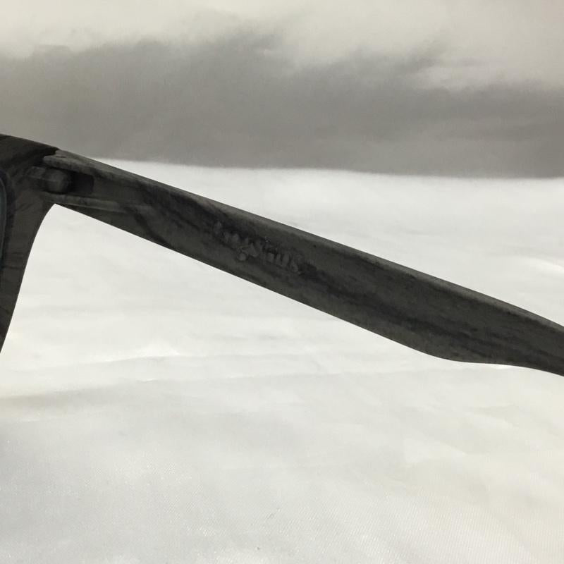 オークリー OAKLEY めがね・サングラス サングラス Frogskins ミラーレンズ ロゴ、文字 ダークグレー / ダークグレー / メンズ USED 古着 中古 10122353
