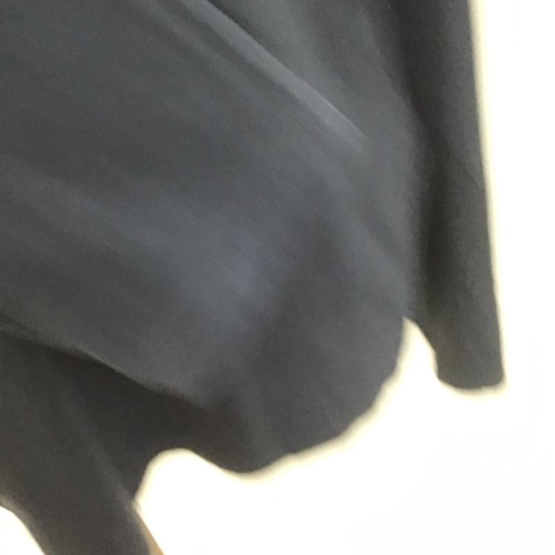アルマーニエクスチェンジ A/X ARMANIEXCHANGE カットソー 長袖 3gztvf z8m9z 長袖カットソー プリントTシャツ クルーネックカットソー XL ロゴ、文字 紺 / ネイビー / メンズ USED 古着 中古 10106236