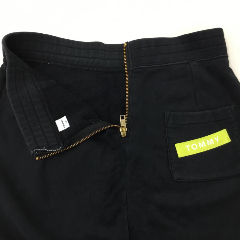 トミー TOMMY スカート ひざ丈スカート M ロゴ、文字 黒 / ブラック / レディース USED 古着 中古 10000231