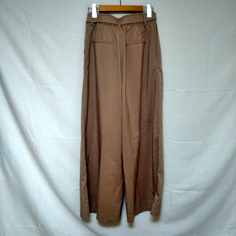 アースミュージックアンドエコロジー earth music&ecology パンツ スラックス M 無地 ベージュ / ベージュ / レディース USED 古着 中古 10000890