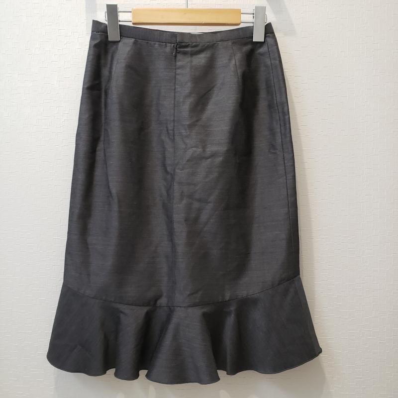 カトルフィーユ quatre feuilles スーツ ひざ丈スカート 40 無地 灰 / グレー / レディース USED 古着 中古 10000978