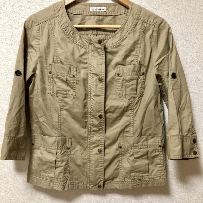 アーウ゛ェウ゛ェ a.v.v ジャケット、上着 ジャンパー、ブルゾン 38 無地 ベージュ / ベージュ / レディース USED 古着 中古 10001123
