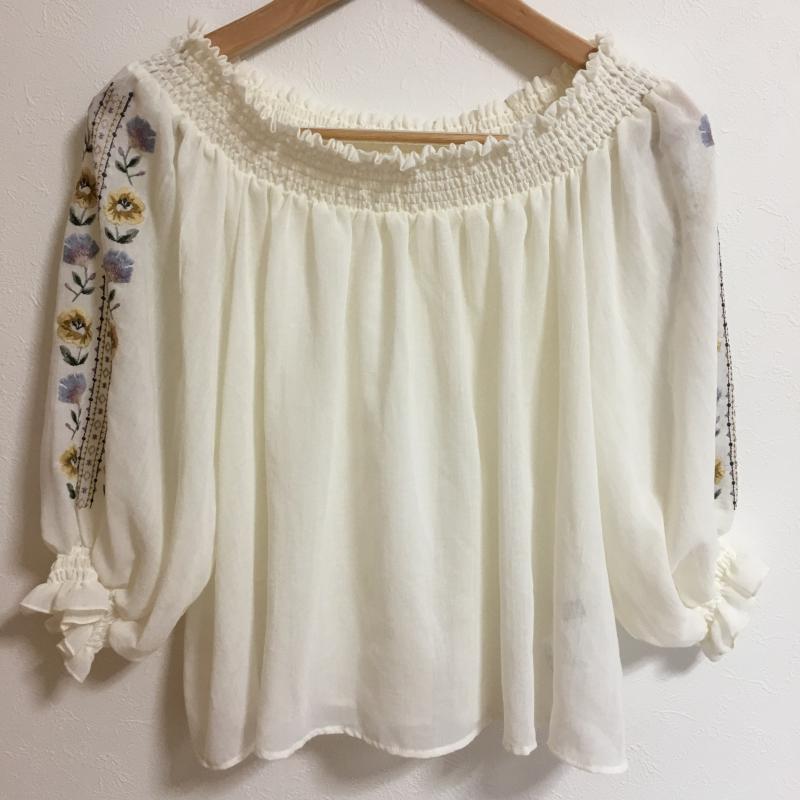 ダブルクローゼット w closet トップス トップス FREE 無地 X 刺繍 X 花柄 白 / ホワイト / X マルチカラー / マルチカラー / レディース USED 古着 中古 10002152