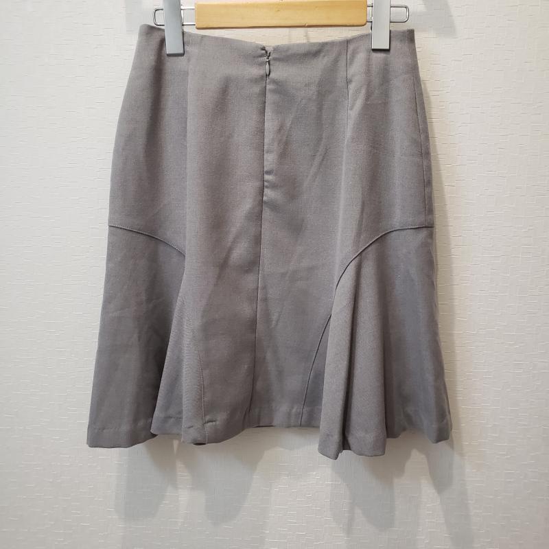 エンネア Ennea スカート ひざ丈スカート 36インチ 無地 灰 / グレー / レディース USED 古着 中古 10003028