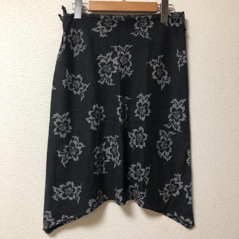カルヴァン クライン ジーンズ Calvin Klein Jeans スカート ひざ丈スカート 28 総柄 X 花柄 黒 / ブラック / X 灰 / グレー / レディース USED 古着 中古 10004162