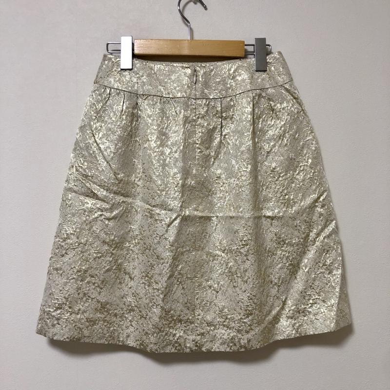 アンタイトル UNTITLED スカート ひざ丈スカート 2 金 / ゴールド / X ベージュ / ベージュ / レディース USED 古着 中古 10004779