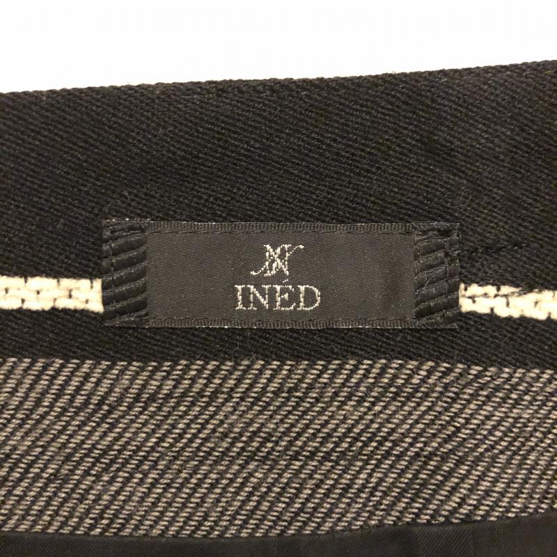 イネド INED スカート ひざ丈スカート 7 ボーダー柄 白 / ホワイト / X 黒 / ブラック / X 灰 / グレー / レディース USED 古着 中古 10005530