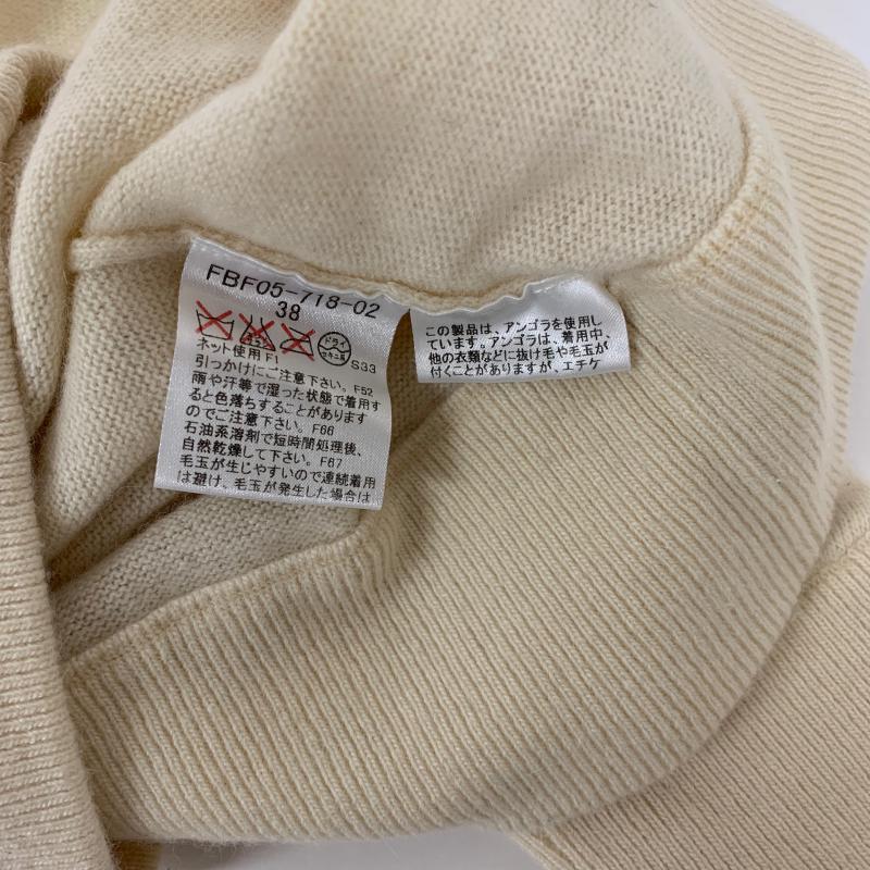 バーバリーブルーレーベル BURBERRY BLUE LABEL ニット、セーター 七分袖 38 無地 X ワンポイント 白 / ホワイト / レディース USED 古着 中古 10006570