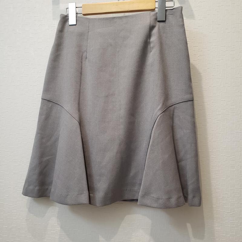 エンネア Ennea スカート ひざ丈スカート 38 無地 灰 / グレー / レディース USED 古着 中古 10006960