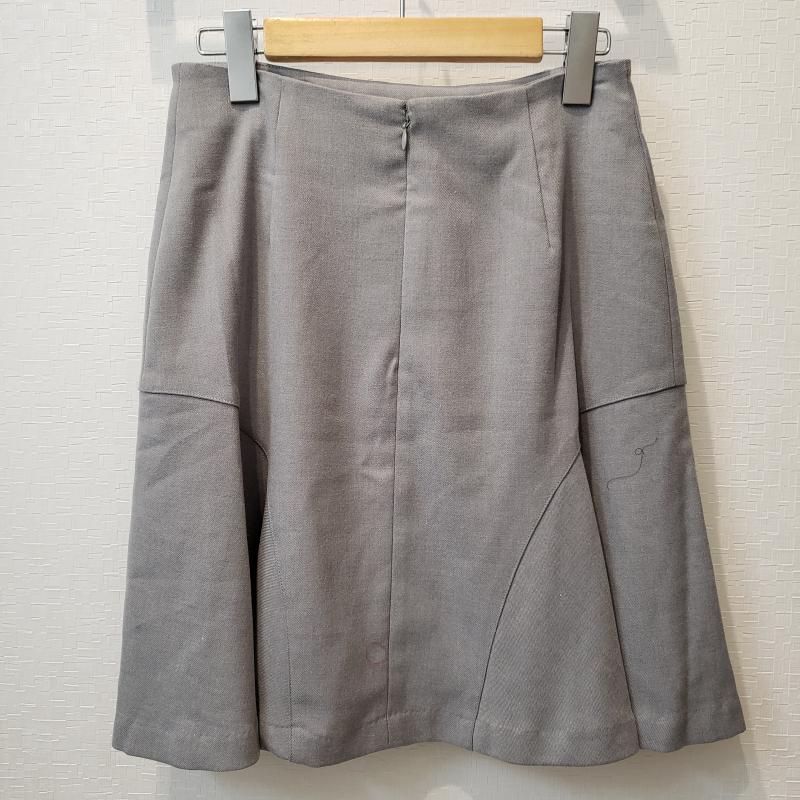 エンネア Ennea スカート ひざ丈スカート 38 無地 灰 / グレー / レディース USED 古着 中古 10006960