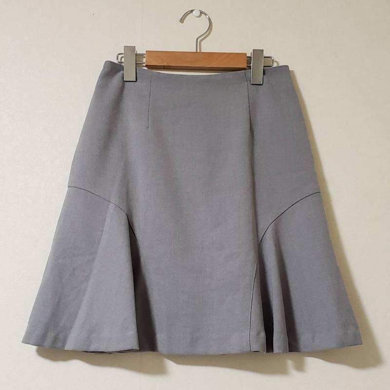 エンネア Ennea スカート ひざ丈スカート 38 無地 灰 / グレー / レディース USED 古着 中古 10007627