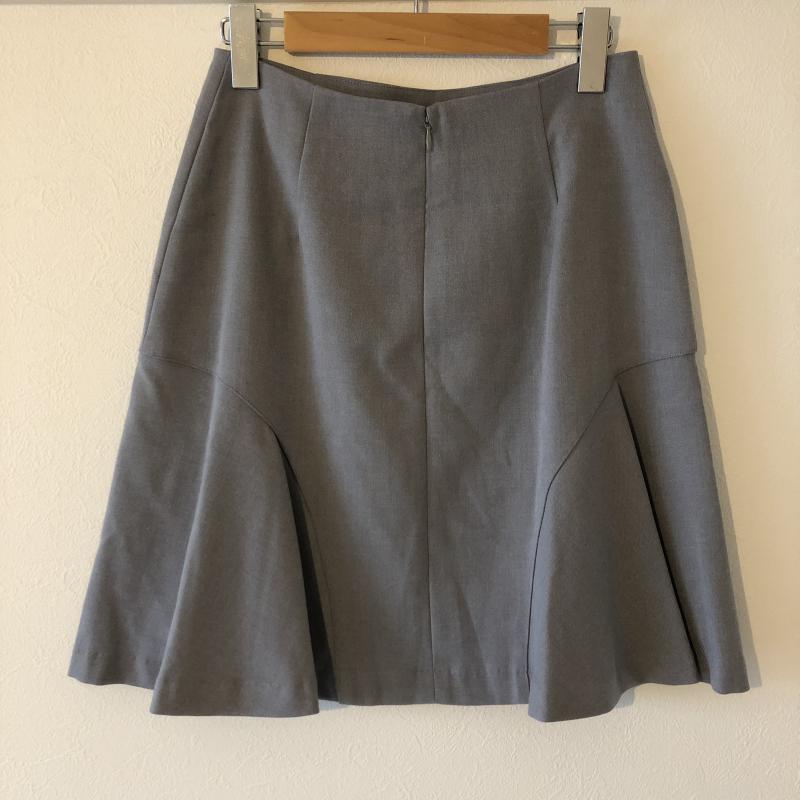 エンネア Ennea スカート ひざ丈スカート 38 無地 灰 / グレー / レディース USED 古着 中古 10007697