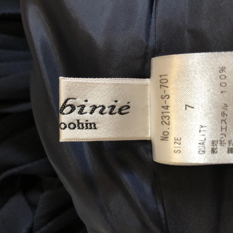 スビニエ Soobinie スカート ひざ丈スカート 裾素材切り替え 7 無地 紺 / ネイビー / レディース USED 古着 中古 10007702