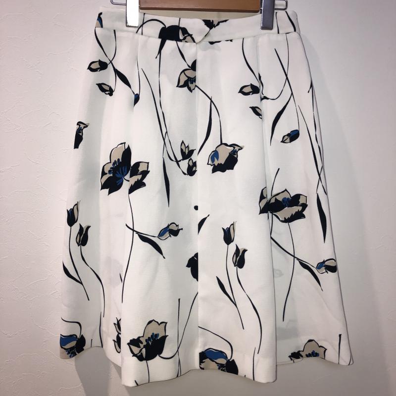 ザラベーシック ZARA BASIC スカート ひざ丈スカート S 花柄 白 / ホワイト / X 黒 / ブラック / X ベージュ / ベージュ / X 青 / ブルー / レディース USED 古着 中古 10008070