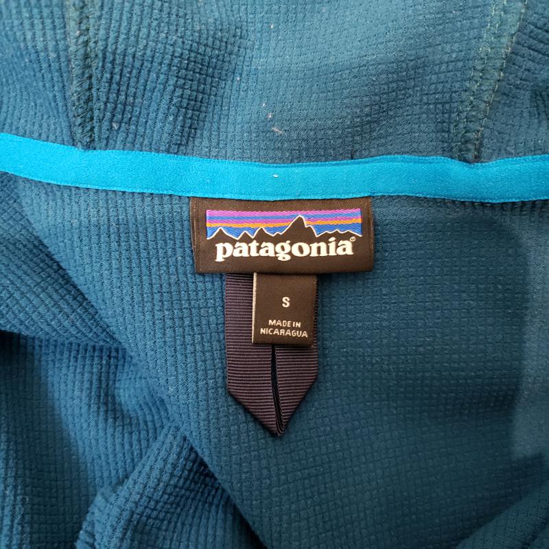 パタゴニア patagonia トップス トップス ジャージ S 無地 X ロゴ、文字 青 / ブルー / X 紺 / ネイビー / メンズ USED 古着 中古 10009202