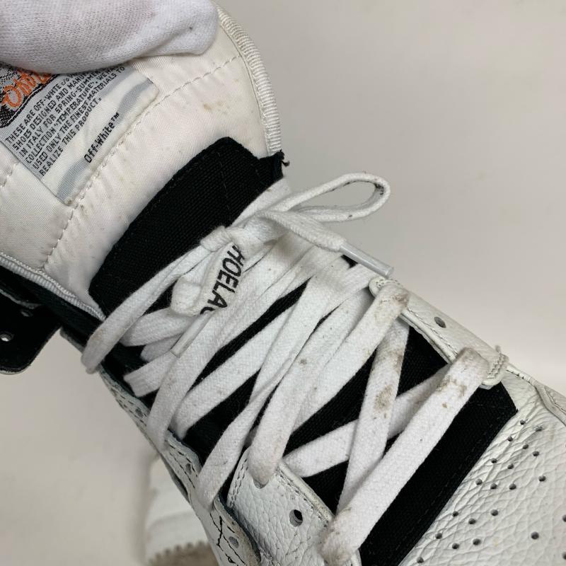 オフホワイト off white スニーカー スニーカー 無地 X ワンポイント X 白 / ホワイト / X 黒 / ブラック / メンズ USED 古着 中古 10009504