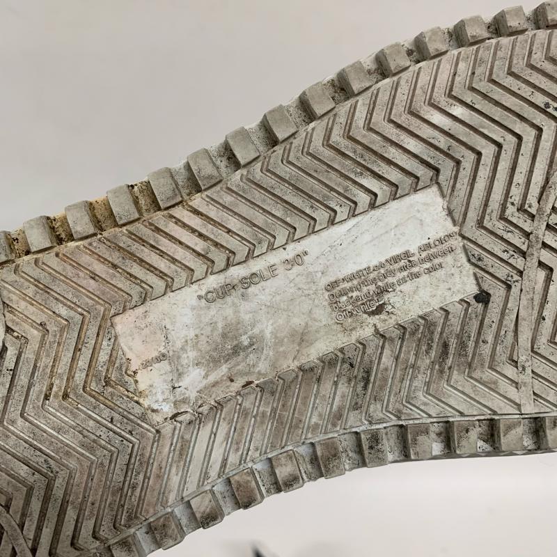 オフホワイト off white スニーカー スニーカー 無地 X ワンポイント X 白 / ホワイト / X 黒 / ブラック / メンズ USED 古着 中古 10009504