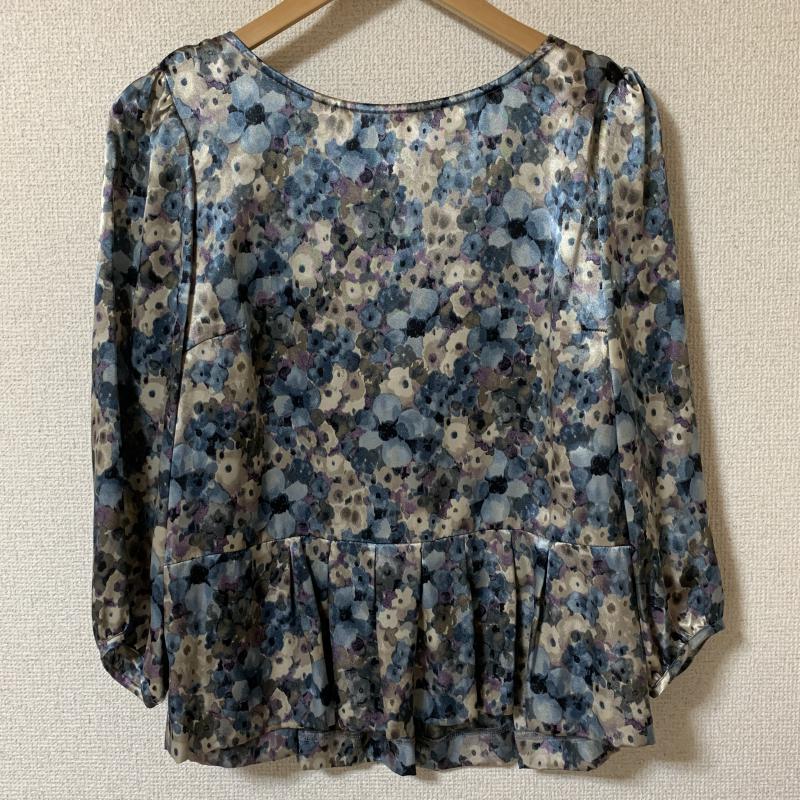 ルール RULe カットソー 長袖 M 花柄 青 / ブルー / X ベージュ / ベージュ / X 紫 / パープル / レディース USED 古着 中古 10010262
