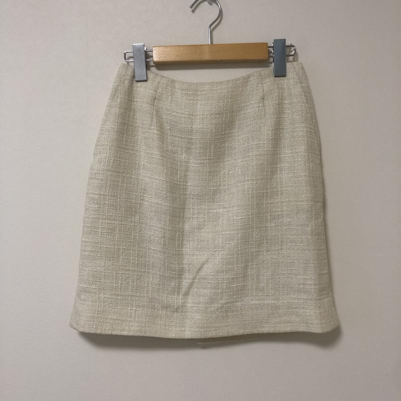 ナチュラルビューティーベーシック NATURAL BEAUTY BASIC スカート ひざ丈スカート S 無地 X 白 / ホワイト / レディース USED 古着 中古 10010568