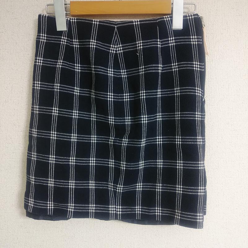 トランテアンソンドゥモード 31 Sons de mode スカート ミニスカート 38 チェック 紺 / ネイビー / X 白 / ホワイト / レディース USED 古着 中古 10011057