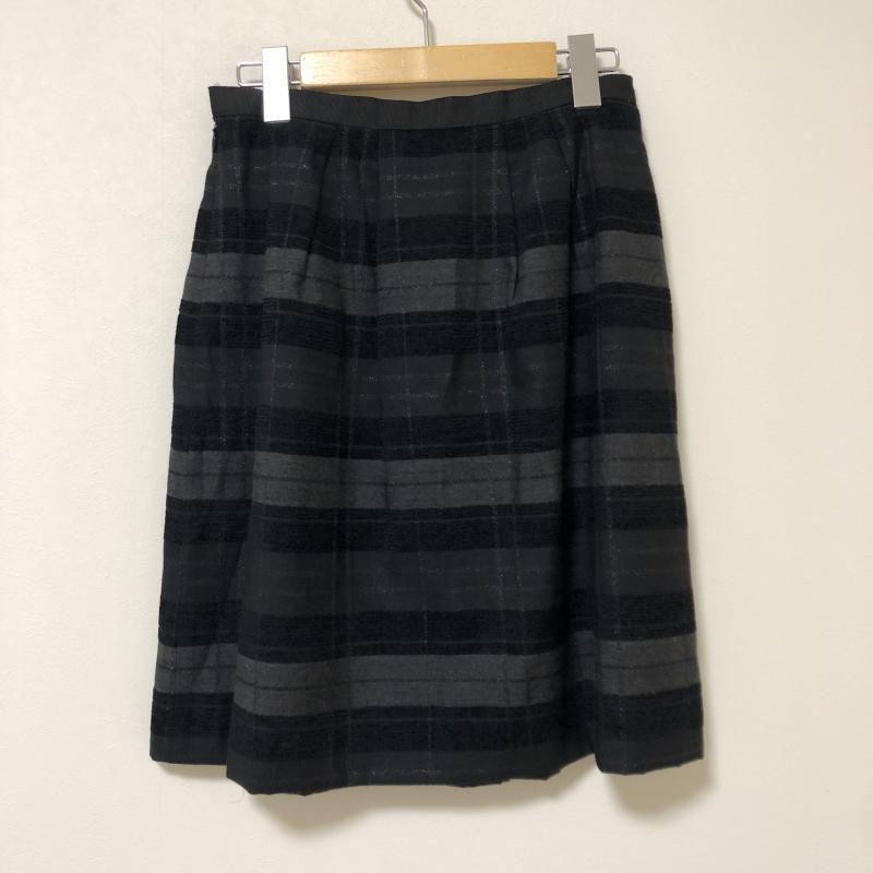 アンタイトル UNTITLED スカート ひざ丈スカート 2 チェック 黒 / ブラック / X 灰 / グレー / X 銀 / シルバー / レディース USED 古着 中古 10011161
