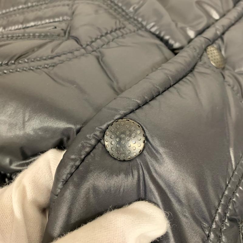 ディーゼル DIESEL コート コート一般 中綿入りコート M 無地 X ワンポイント 黒 / ブラック / メンズ USED 古着 中古 10011776