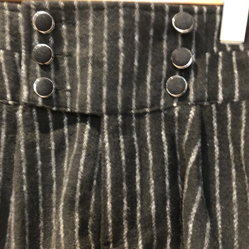 イング INGNI パンツ ショートパンツ M ストライプ 黒 / ブラック / X 白 / ホワイト / レディース USED 古着 中古 10012165