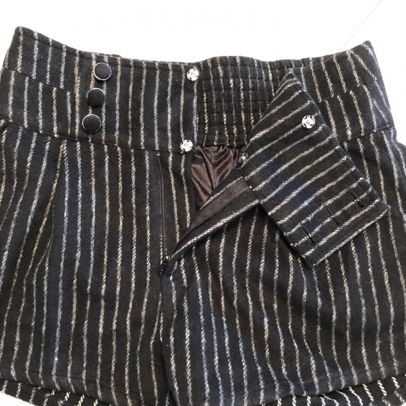 イング INGNI パンツ ショートパンツ M ストライプ 黒 / ブラック / X 白 / ホワイト / レディース USED 古着 中古 10012165
