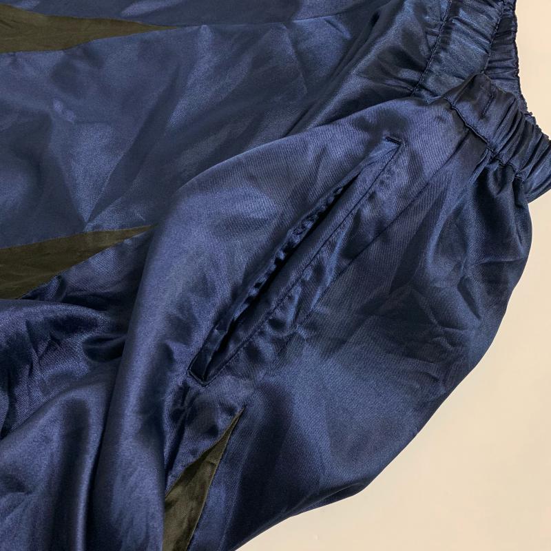 コムデギャルソンコムデギャルソン COMME des GARCONS COMME des GARCONS スカート ひざ丈スカート サテンスカート バイカラー RP-S002 XS 無地 紺 / ネイビー / X 黒 / ブラック / レディース USED 古着 中古 10012493
