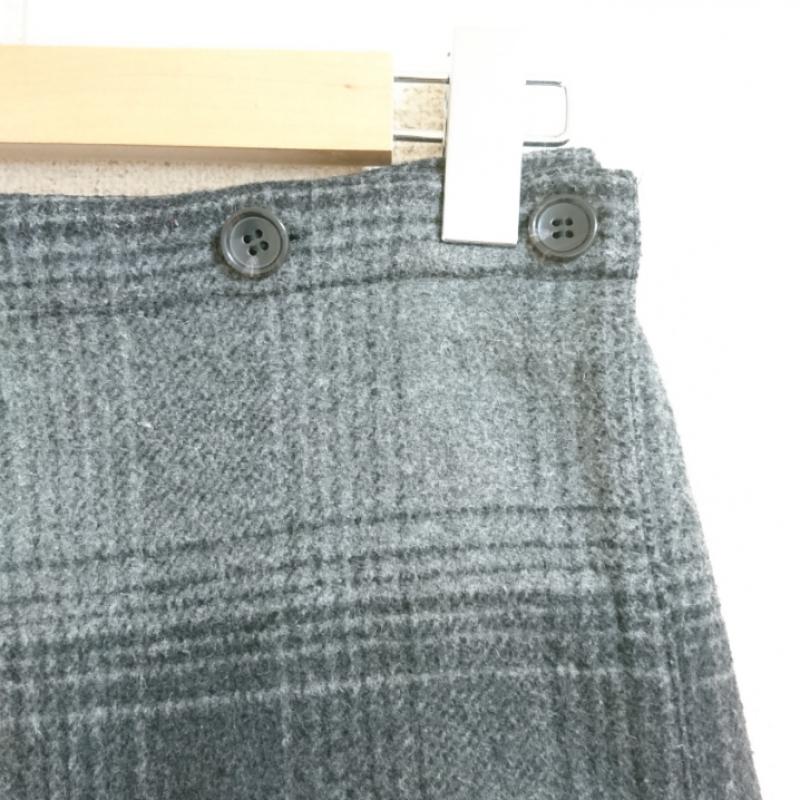 ナチュラルビューティーベーシック NATURAL BEAUTY BASIC スカート ひざ丈スカート ラップスカート XS チェック 黒 / ブラック / X 灰 / グレー / レディース USED 古着 中古 10012754