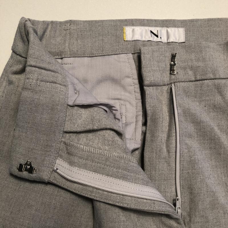 エヌ(エヌ ナチュラルビューティーベーシック) N.(N. Natural Beauty Basic) パンツ スラックス M 無地 灰 / グレー / レディース USED 古着 中古 10013335