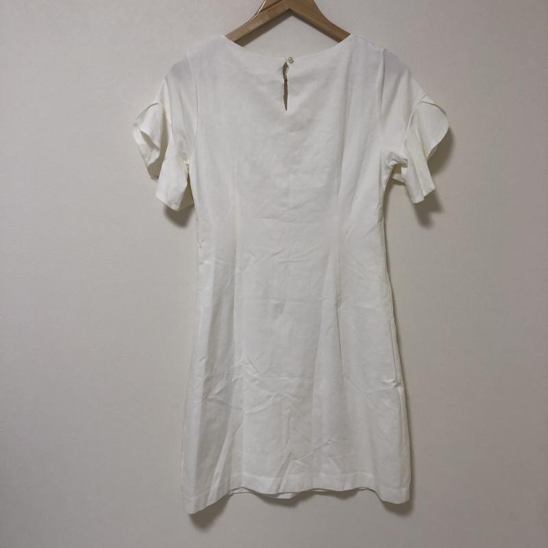 ウィルセレクション WILLSELECTION ワンピース ひざ丈スカート M 無地 X 花柄 白 / ホワイト / レディース USED 古着 中古 10013347