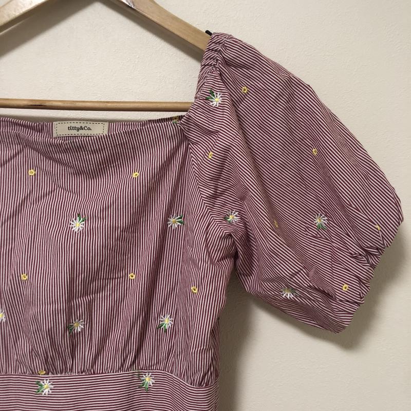 ティティーアンドコー titty&Co. ワンピース ひざ丈スカート S ストライプ X 刺繍 赤 / レッド / X 白 / ホワイト / X 黄 / イエロー / X 緑 / グリーン / レディース USED 古着 中古 10013350