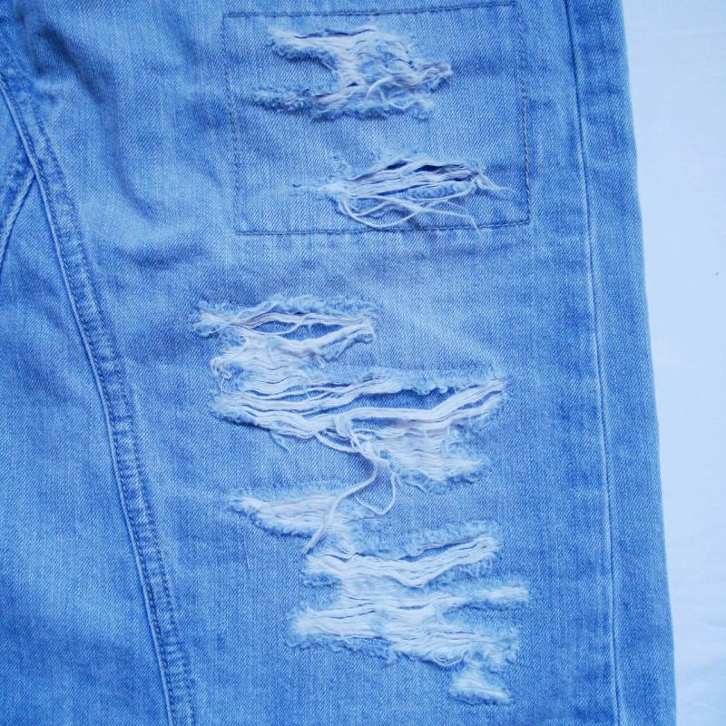 アズールバイマウジー AZUL BY MOUSSY スカート ひざ丈スカート デニムスカート M 無地 X ダメージ加工 インディゴ / インディゴ / レディース USED 古着 中古 10013503