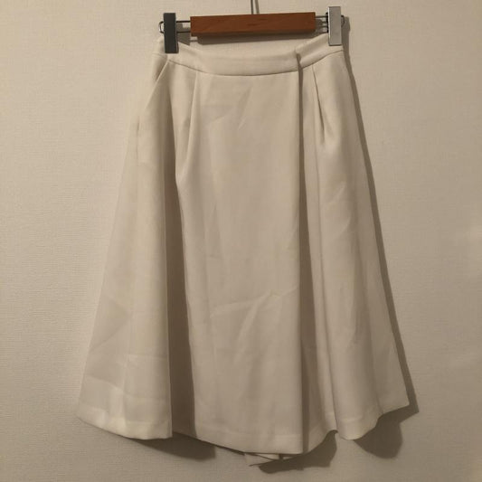 ビアッジョブルー Viaggio Blu スカート ひざ丈スカート 0 無地 白 / ホワイト /  レディース USED 古着 中古 10013742