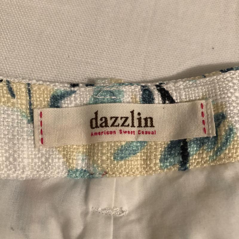 ダズリン dazzlin パンツ ショートパンツ M 花柄 白 / ホワイト / X 赤 / レッド / X 緑 / グリーン / X 黄 / イエロー / レディース USED 古着 中古 10013798