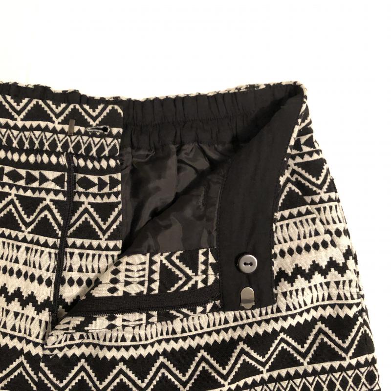 ジーナシス JEANASIS パンツ ショートパンツ FREE 総柄 白 / ホワイト / X 黒 / ブラック / レディース USED 古着 中古 10014062