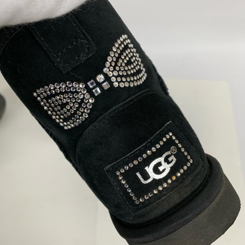 アグ UGG ブーツ ショートブーツ W CLASSIC MINI/CRYSTAL BOW/1006749 22.0cm 無地 X ワンポイント X ロゴ、文字 X 黒 / ブラック / レディース USED 古着 中古 10014693