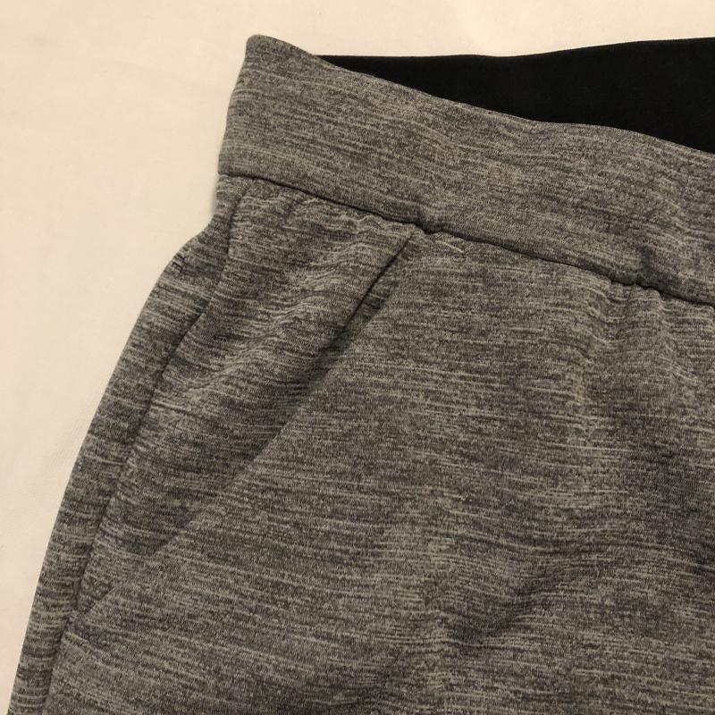アディダス adidas パンツ スラックス スウェットパンツ ジャージ DP5141 無地 X ロゴ、文字 X ワンポイント X プリント 灰 / グレー / メンズ USED 古着 中古 10015499