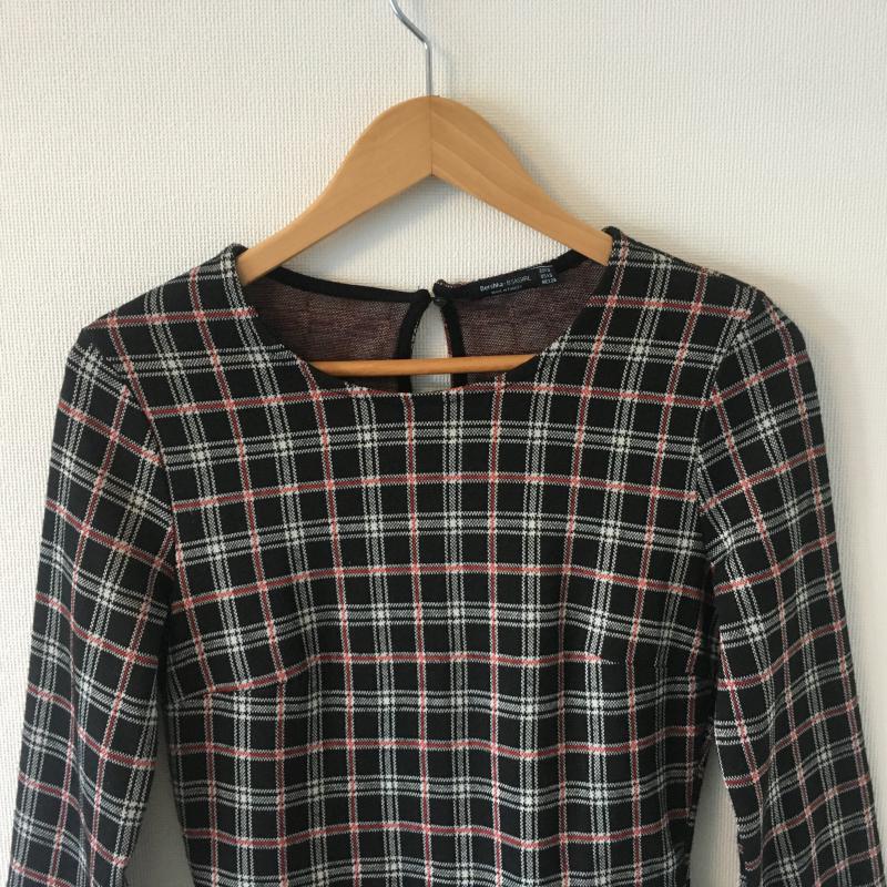 ベルシュカ Bershka ワンピース・ドレス・オールインワン ワンピース・ドレス・オールインワン S チェック X 総柄 黒 / ブラック / X 白 / ホワイト / X 赤 / レッド / レディース USED 古着 中古 10016313