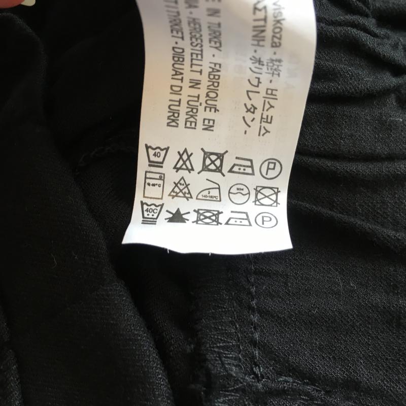 ベルシュカ Bershka パンツ ショートパンツ S 無地 黒 / ブラック / レディース USED 古着 中古 10016325