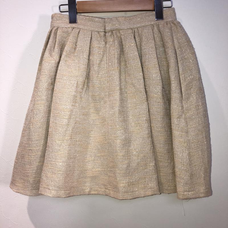ジルスチュアート JILLSTUART スカート ひざ丈スカート 2 無地 X ベージュ / ベージュ / X 金 / ゴールド / レディース USED 古着 中古 10016411